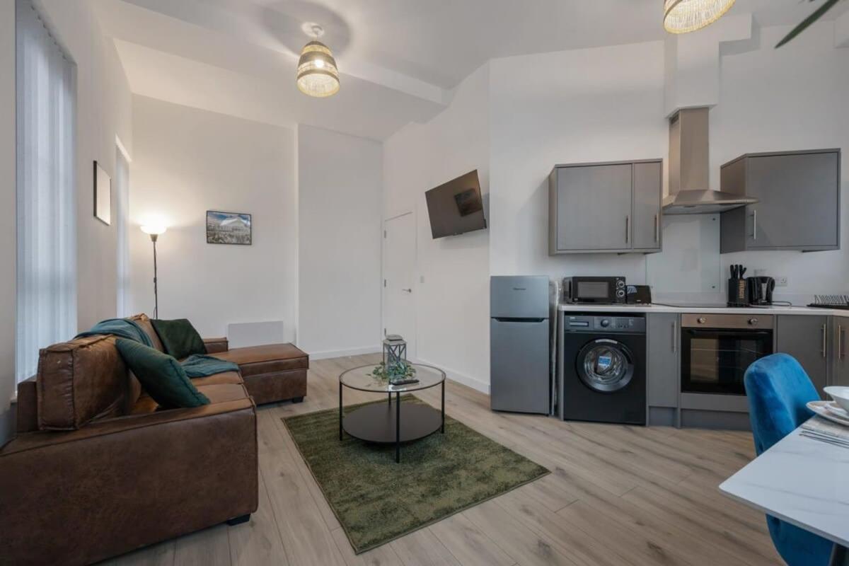 Contemporary 2 Bed Apartment -Belfast East Village Exterior photo